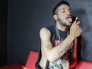 revolver_