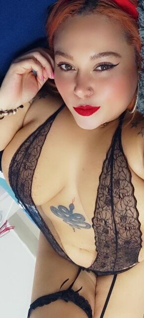 Zoe-bonny